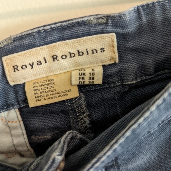 Royal Robbins Navy Shorts | Size 6 - Picture 4 of 6